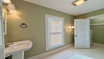 230 Euclid Avenue, Bellevue, 44811, 3 Bedroom Bedrooms, ,2 BathroomBathrooms,Residential,For Sale,Euclid,20263980