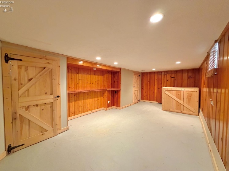 230 Euclid Avenue, Bellevue, 44811, 3 Bedroom Bedrooms, ,2 BathroomBathrooms,Residential,For Sale,Euclid,20263980