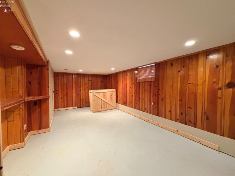 230 Euclid Avenue, Bellevue, 44811, 3 Bedroom Bedrooms, ,2 BathroomBathrooms,Residential,For Sale,Euclid,20263980