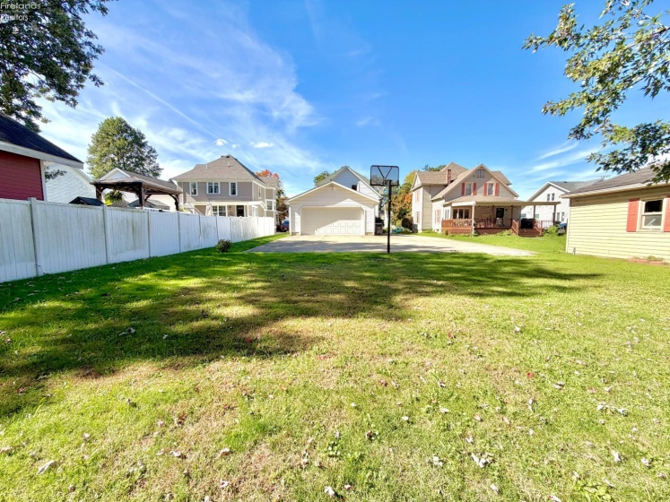 230 Euclid Avenue, Bellevue, 44811, 3 Bedroom Bedrooms, ,2 BathroomBathrooms,Residential,For Sale,Euclid,20263980