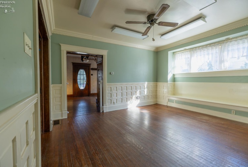 37 Townsend Street, Greenwich, 44837, 5 Bedroom Bedrooms, ,2 BathroomBathrooms,Residential,For Sale,Townsend,20264260