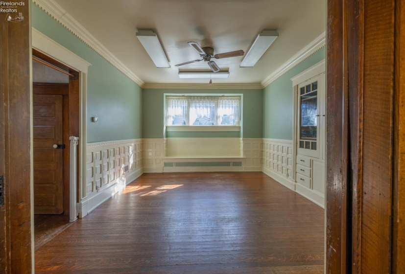 37 Townsend Street, Greenwich, 44837, 5 Bedroom Bedrooms, ,2 BathroomBathrooms,Residential,For Sale,Townsend,20264260