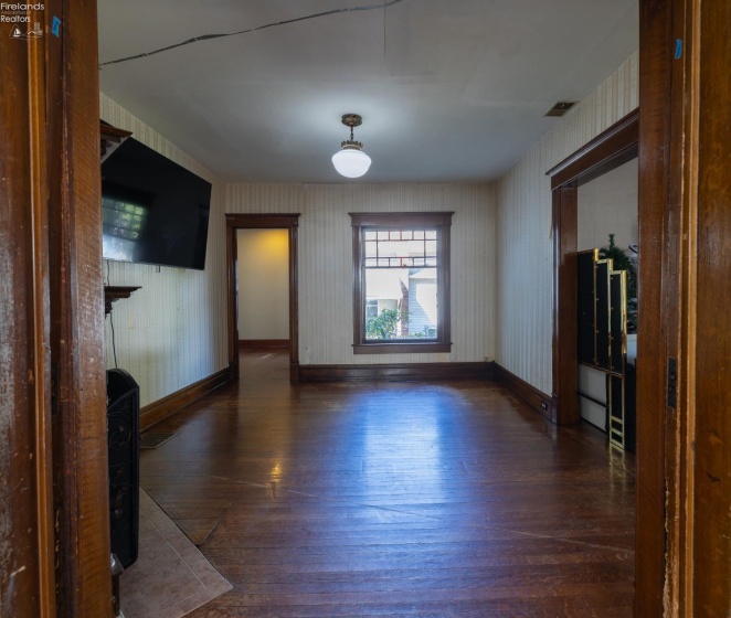 37 Townsend Street, Greenwich, 44837, 5 Bedroom Bedrooms, ,2 BathroomBathrooms,Residential,For Sale,Townsend,20264260