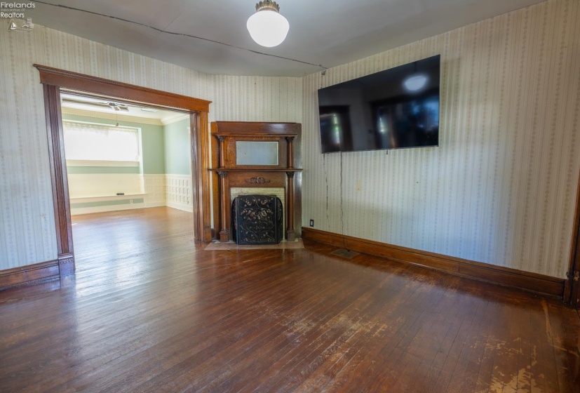 37 Townsend Street, Greenwich, 44837, 5 Bedroom Bedrooms, ,2 BathroomBathrooms,Residential,For Sale,Townsend,20264260