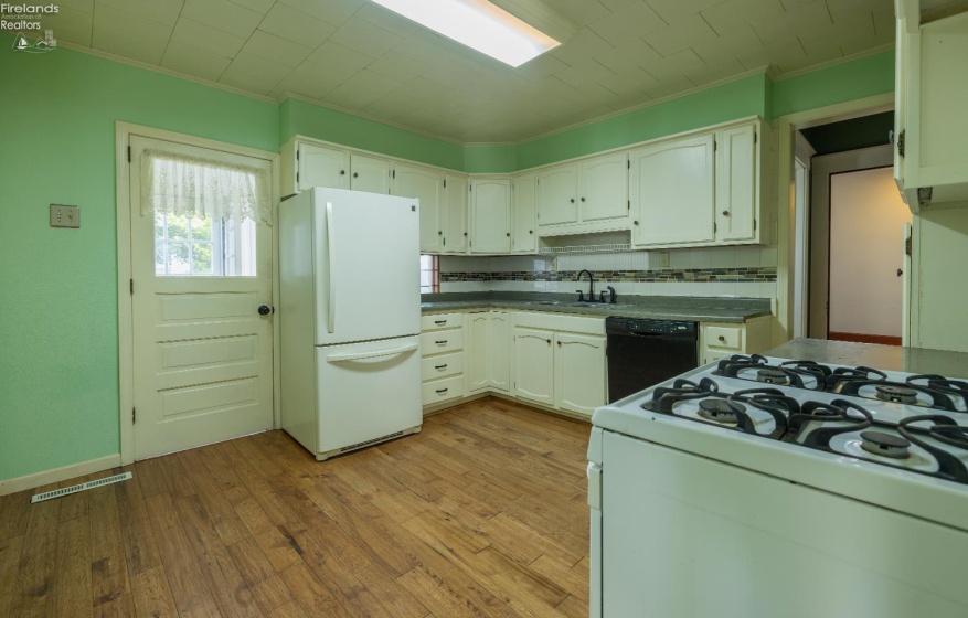 37 Townsend Street, Greenwich, 44837, 5 Bedroom Bedrooms, ,2 BathroomBathrooms,Residential,For Sale,Townsend,20264260