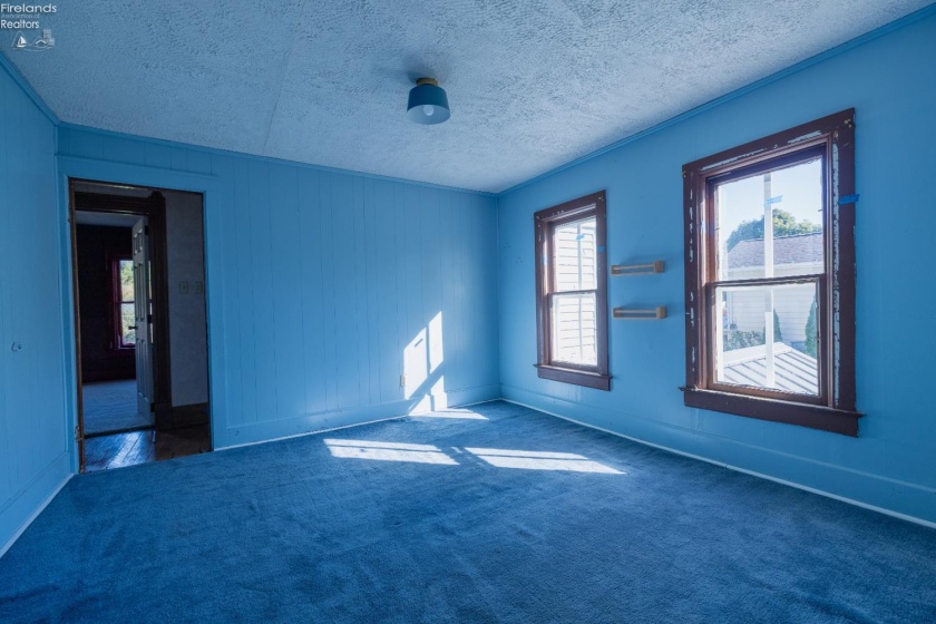 37 Townsend Street, Greenwich, 44837, 5 Bedroom Bedrooms, ,2 BathroomBathrooms,Residential,For Sale,Townsend,20264260