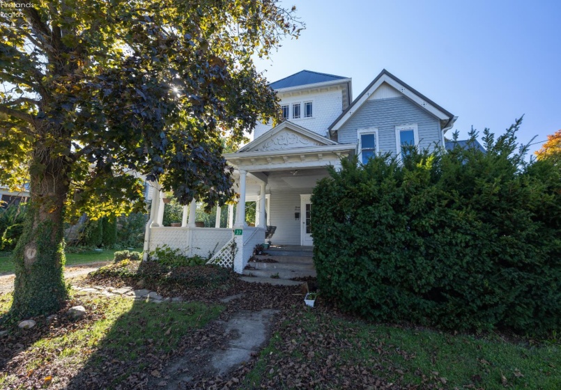 37 Townsend Street, Greenwich, 44837, 5 Bedroom Bedrooms, ,2 BathroomBathrooms,Residential,For Sale,Townsend,20264260