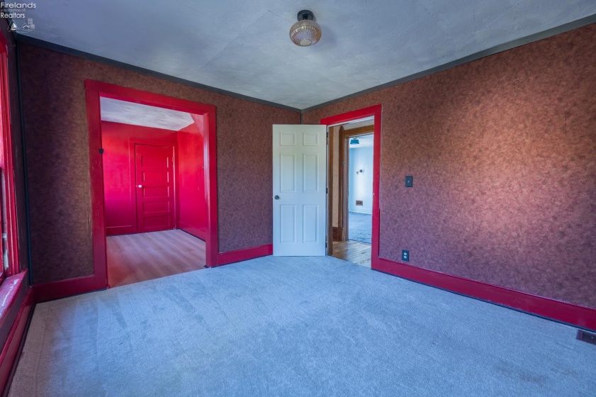 37 Townsend Street, Greenwich, 44837, 5 Bedroom Bedrooms, ,2 BathroomBathrooms,Residential,For Sale,Townsend,20264260