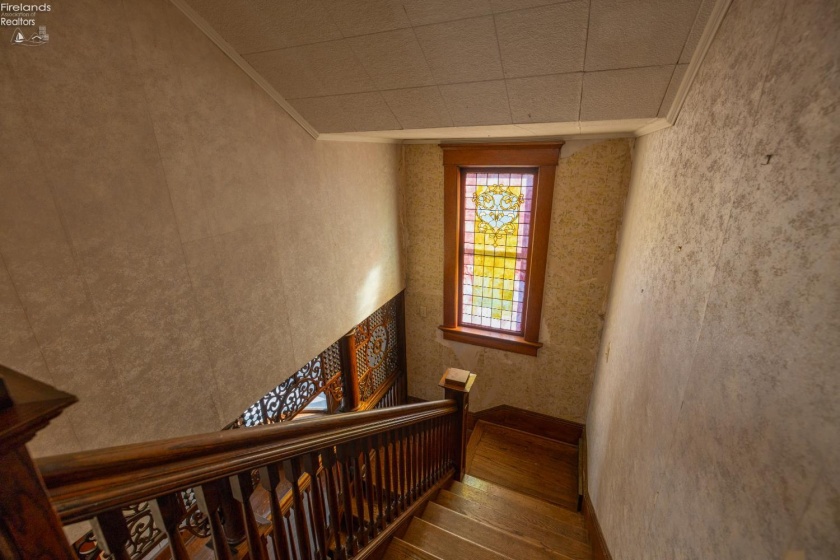 37 Townsend Street, Greenwich, 44837, 5 Bedroom Bedrooms, ,2 BathroomBathrooms,Residential,For Sale,Townsend,20264260