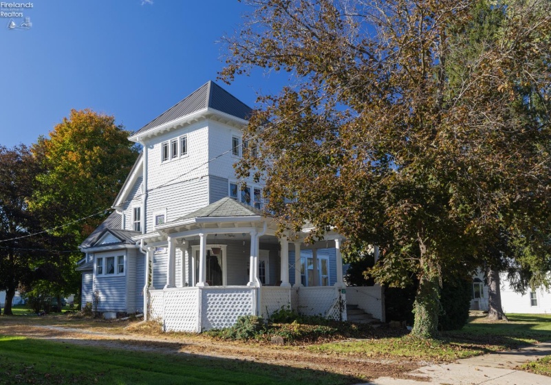 37 Townsend Street, Greenwich, 44837, 5 Bedroom Bedrooms, ,2 BathroomBathrooms,Residential,For Sale,Townsend,20264260