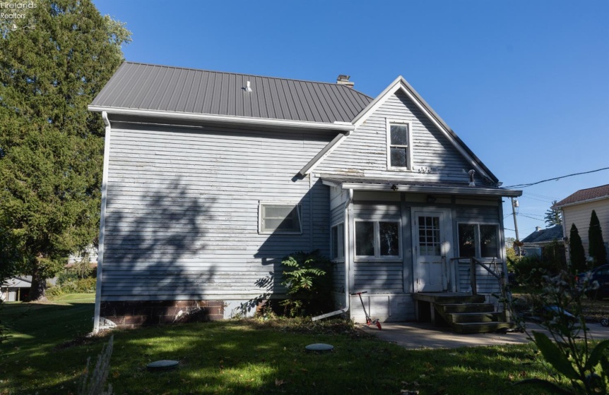37 Townsend Street, Greenwich, 44837, 5 Bedroom Bedrooms, ,2 BathroomBathrooms,Residential,For Sale,Townsend,20264260
