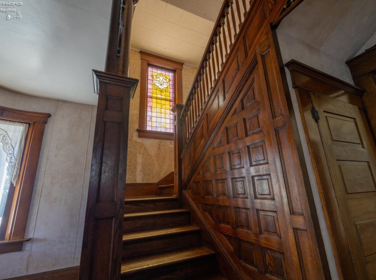 37 Townsend Street, Greenwich, 44837, 5 Bedroom Bedrooms, ,2 BathroomBathrooms,Residential,For Sale,Townsend,20264260