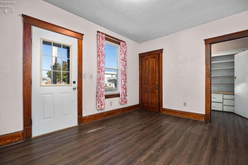 322 Decatur Street, Sandusky, 44870, 5 Bedroom Bedrooms, ,2 BathroomBathrooms,Residential,For Sale,Decatur,20264199