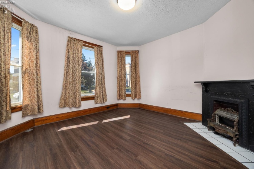 322 Decatur Street, Sandusky, 44870, 5 Bedroom Bedrooms, ,2 BathroomBathrooms,Residential,For Sale,Decatur,20264199