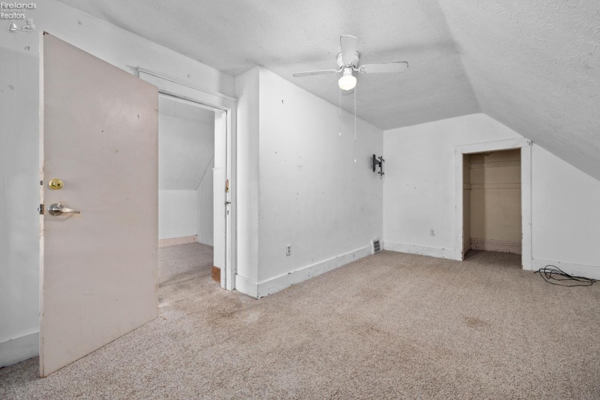 322 Decatur Street, Sandusky, 44870, 5 Bedroom Bedrooms, ,2 BathroomBathrooms,Residential,For Sale,Decatur,20264199