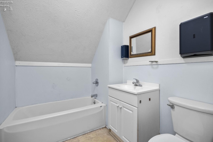 322 Decatur Street, Sandusky, 44870, 5 Bedroom Bedrooms, ,2 BathroomBathrooms,Residential,For Sale,Decatur,20264199