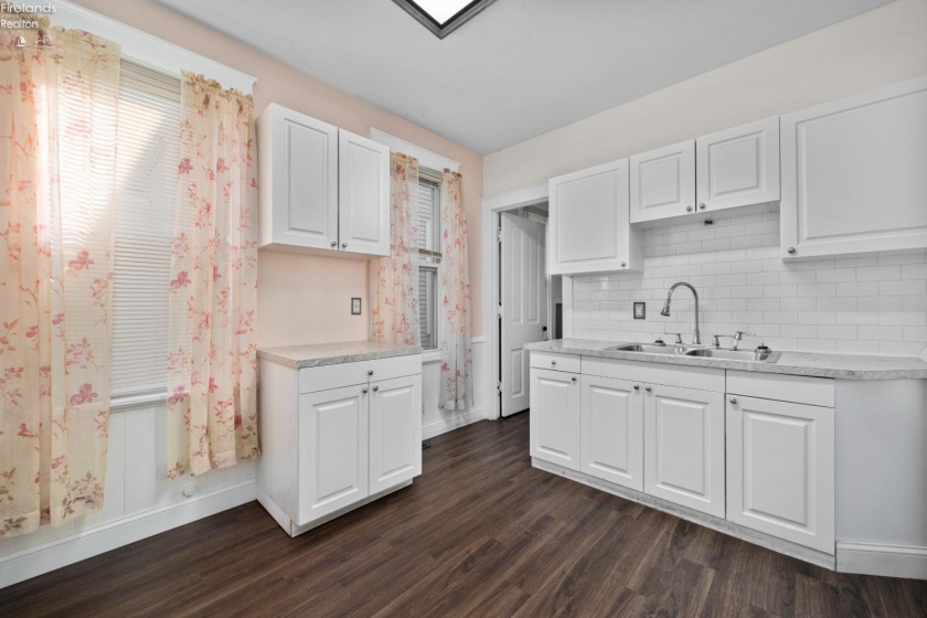 322 Decatur Street, Sandusky, 44870, 5 Bedroom Bedrooms, ,2 BathroomBathrooms,Residential,For Sale,Decatur,20264199