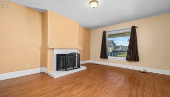 326 Decatur Street, Sandusky, 44870, 4 Bedroom Bedrooms, ,2 BathroomBathrooms,Residential,For Sale,Decatur,20264197