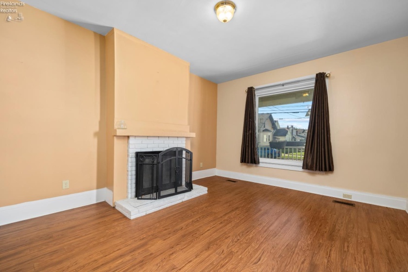 326 Decatur Street, Sandusky, 44870, 4 Bedroom Bedrooms, ,2 BathroomBathrooms,Residential,For Sale,Decatur,20264197