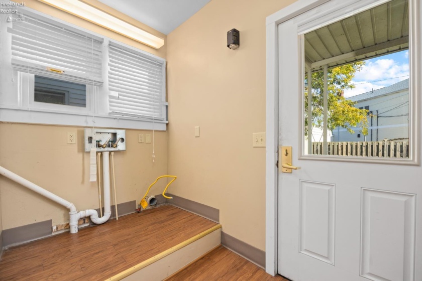 326 Decatur Street, Sandusky, 44870, 4 Bedroom Bedrooms, ,2 BathroomBathrooms,Residential,For Sale,Decatur,20264197