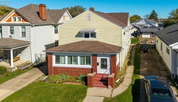 906 Decatur Street, Sandusky, 44870, 6 Bedroom Bedrooms, ,2 BathroomBathrooms,Residential,For Sale,Decatur,20264200