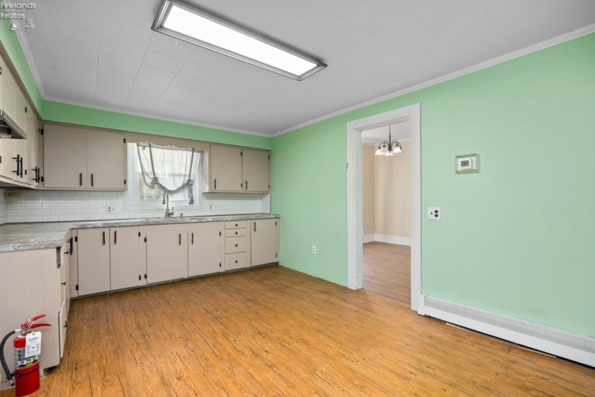 906 Decatur Street, Sandusky, 44870, 6 Bedroom Bedrooms, ,2 BathroomBathrooms,Residential,For Sale,Decatur,20264200