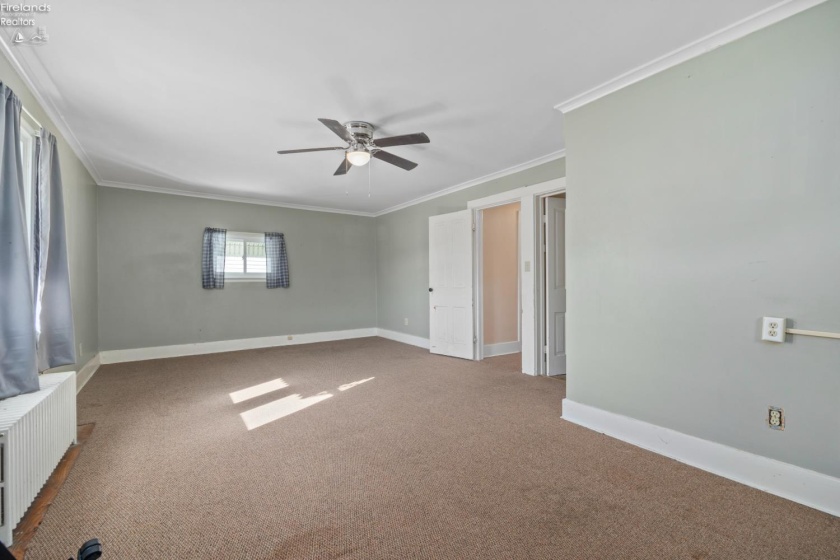 906 Decatur Street, Sandusky, 44870, 6 Bedroom Bedrooms, ,2 BathroomBathrooms,Residential,For Sale,Decatur,20264200