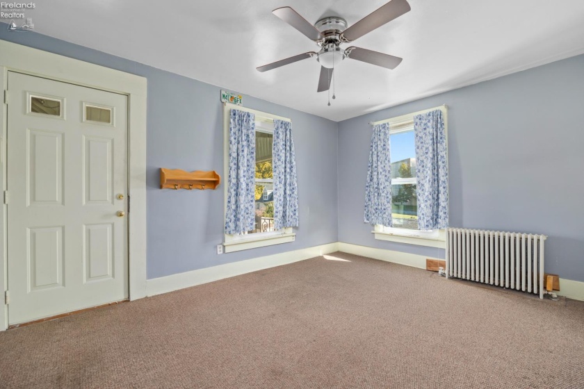 906 Decatur Street, Sandusky, 44870, 6 Bedroom Bedrooms, ,2 BathroomBathrooms,Residential,For Sale,Decatur,20264200
