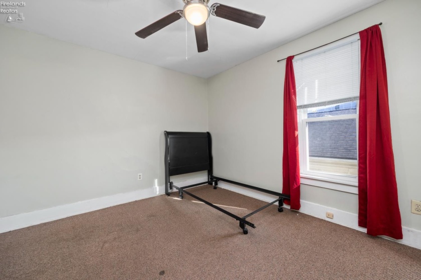 906 Decatur Street, Sandusky, 44870, 6 Bedroom Bedrooms, ,2 BathroomBathrooms,Residential,For Sale,Decatur,20264200