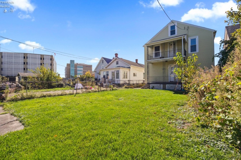 906 Decatur Street, Sandusky, 44870, 6 Bedroom Bedrooms, ,2 BathroomBathrooms,Residential,For Sale,Decatur,20264200