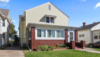 906 Decatur Street, Sandusky, 44870, 6 Bedroom Bedrooms, ,2 BathroomBathrooms,Residential,For Sale,Decatur,20264200