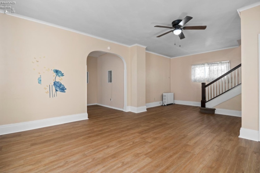 906 Decatur Street, Sandusky, 44870, 6 Bedroom Bedrooms, ,2 BathroomBathrooms,Residential,For Sale,Decatur,20264200