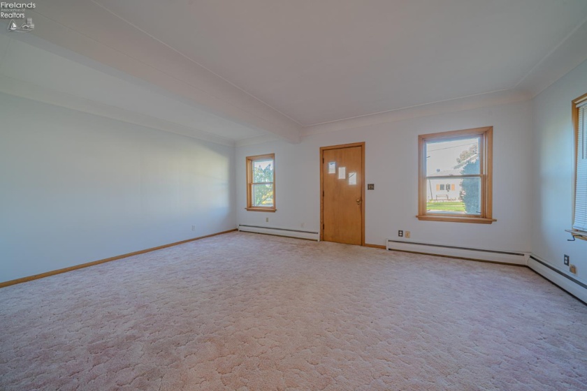 121 Broad Street, Oak Harbor, 43449, 3 Bedroom Bedrooms, ,1 BathroomBathrooms,Residential,For Sale,Broad,20264293