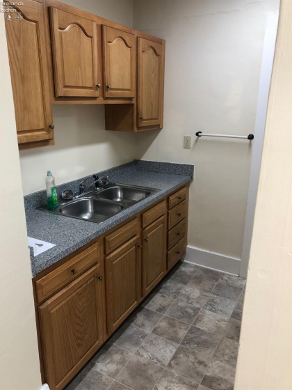 15 Adams Street, Tiffin, 44883, ,Multiple Units,For Sale,Adams,20264226