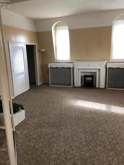 15 Adams Street, Tiffin, 44883, ,Multiple Units,For Sale,Adams,20264226
