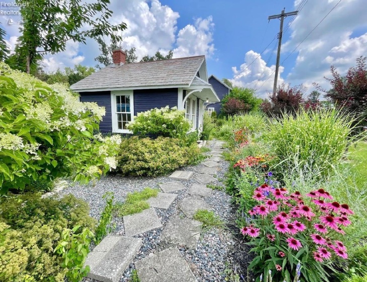 13280 Township Road 178, Bellevue, 44811, 3 Bedroom Bedrooms, ,2 BathroomBathrooms,Residential,For Sale,Township Road 178,20264289