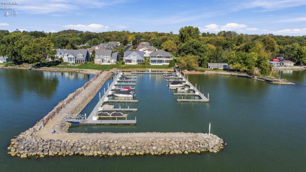 2050 Bailiwick Lane, Marblehead, 43440, 4 Bedroom Bedrooms, ,4 BathroomBathrooms,Residential,For Sale,Bailiwick,20264284