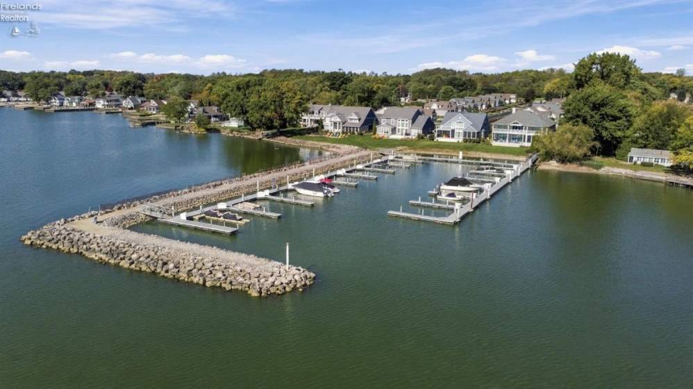 2050 Bailiwick Lane, Marblehead, 43440, 4 Bedroom Bedrooms, ,4 BathroomBathrooms,Residential,For Sale,Bailiwick,20264284