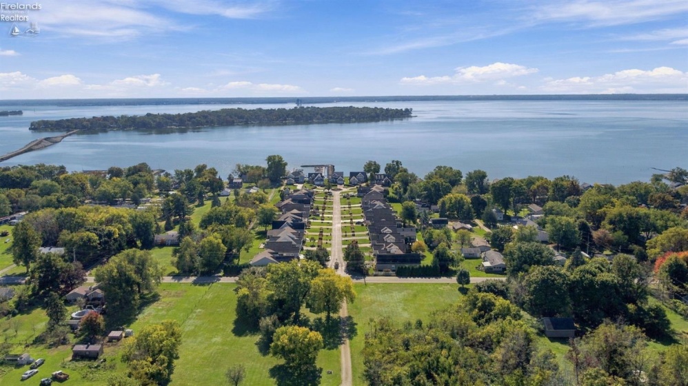2050 Bailiwick Lane, Marblehead, 43440, 4 Bedroom Bedrooms, ,4 BathroomBathrooms,Residential,For Sale,Bailiwick,20264284