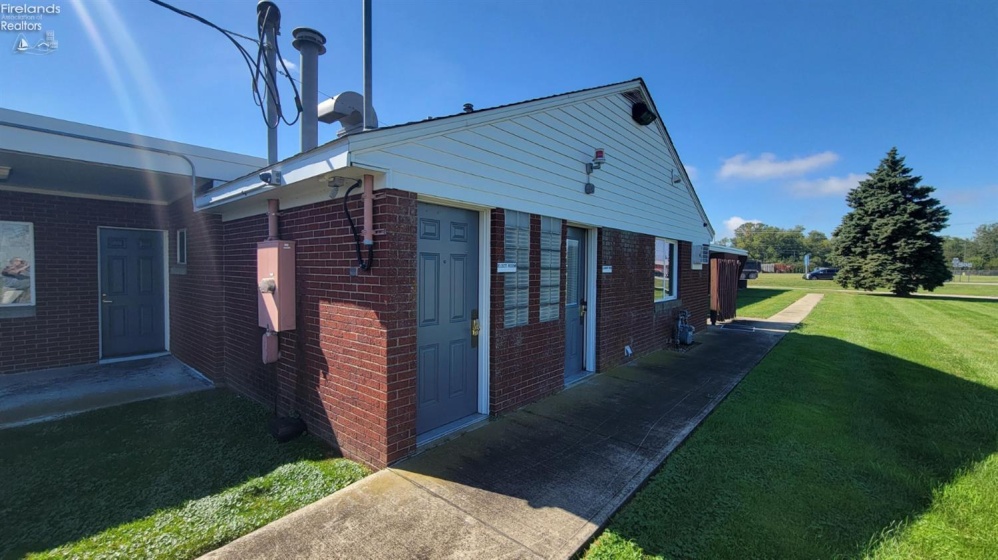 3240 Venice Road, Sandusky, 44870, ,Multiple Units,For Sale,Venice,20264317