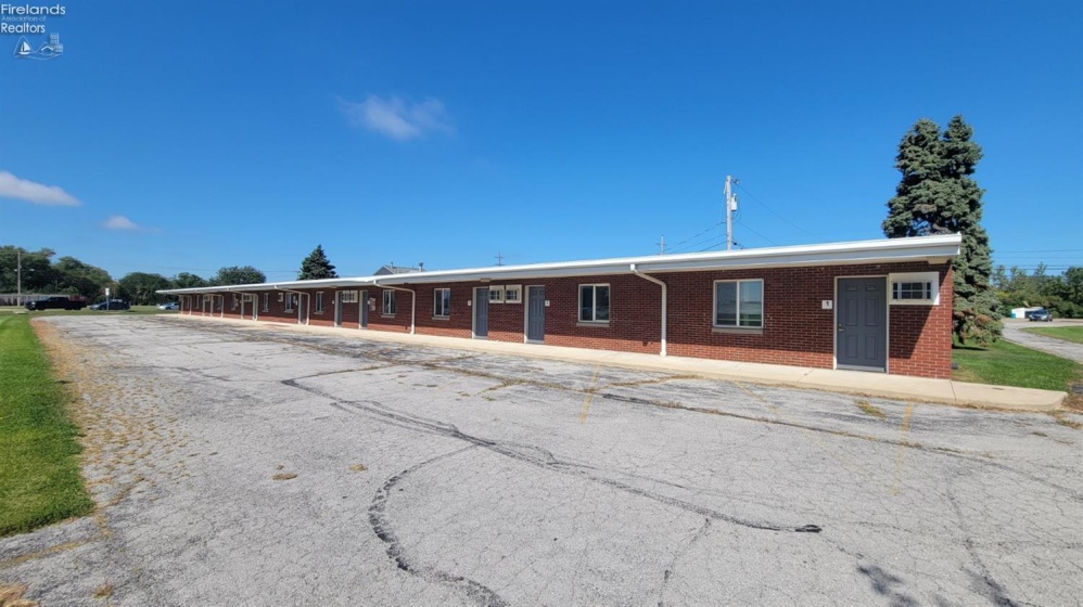 3240 Venice Road, Sandusky, 44870, ,Multiple Units,For Sale,Venice,20264317