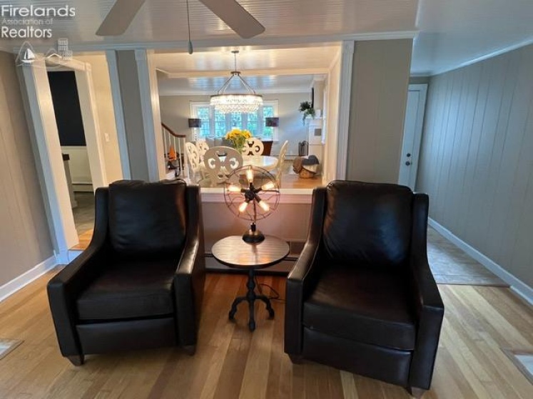 817 Seneca Avenue, Huron, 44839, 5 Bedroom Bedrooms, ,3 BathroomBathrooms,Residential,For Sale,Seneca,20264318