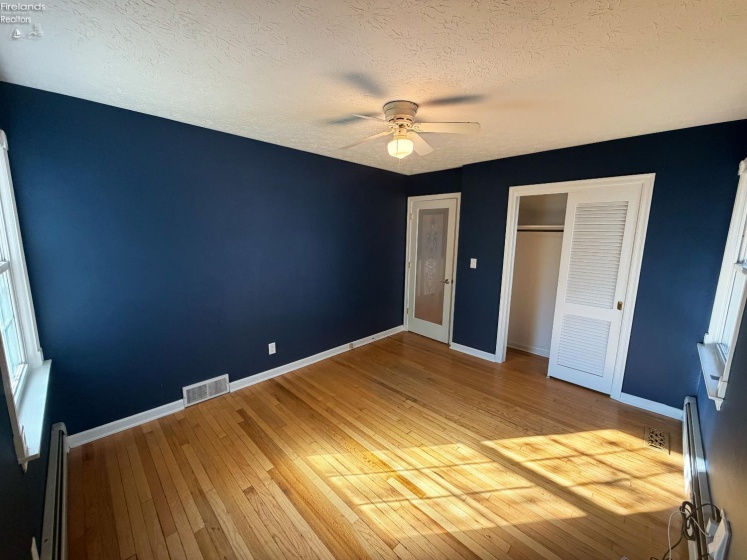 817 Seneca Avenue, Huron, 44839, 5 Bedroom Bedrooms, ,3 BathroomBathrooms,Residential,For Sale,Seneca,20264318