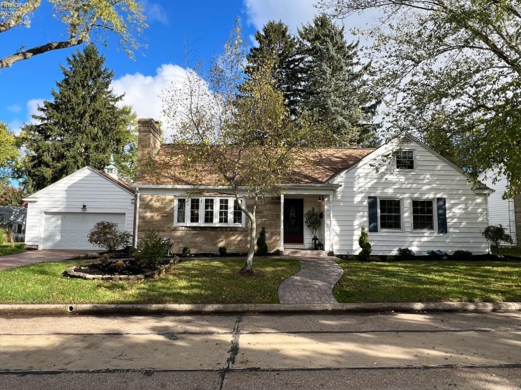 817 Seneca Avenue, Huron, 44839, 5 Bedroom Bedrooms, ,3 BathroomBathrooms,Residential,For Sale,Seneca,20264318