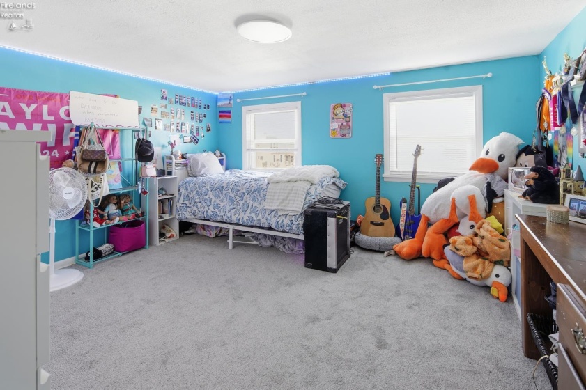 315 Collinwood Boulevard, Fremont, 43420, 4 Bedroom Bedrooms, ,3 BathroomBathrooms,Residential,For Sale,Collinwood,20264230