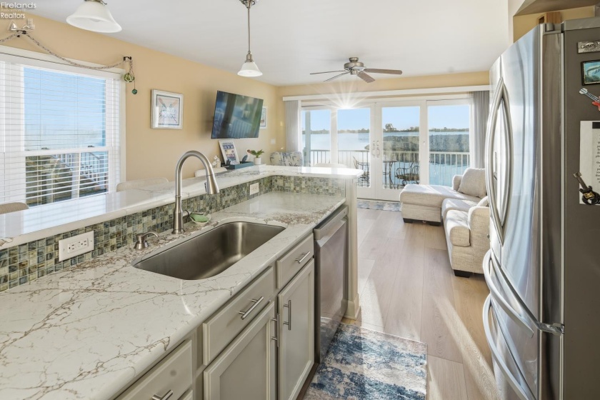 537 Lakeshore Drive, Port Clinton, 43452, 1 Bedroom Bedrooms, ,1 BathroomBathrooms,Residential,For Sale,Lakeshore,20264261