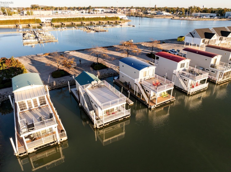 537 Lakeshore Drive, Port Clinton, 43452, 1 Bedroom Bedrooms, ,1 BathroomBathrooms,Residential,For Sale,Lakeshore,20264261