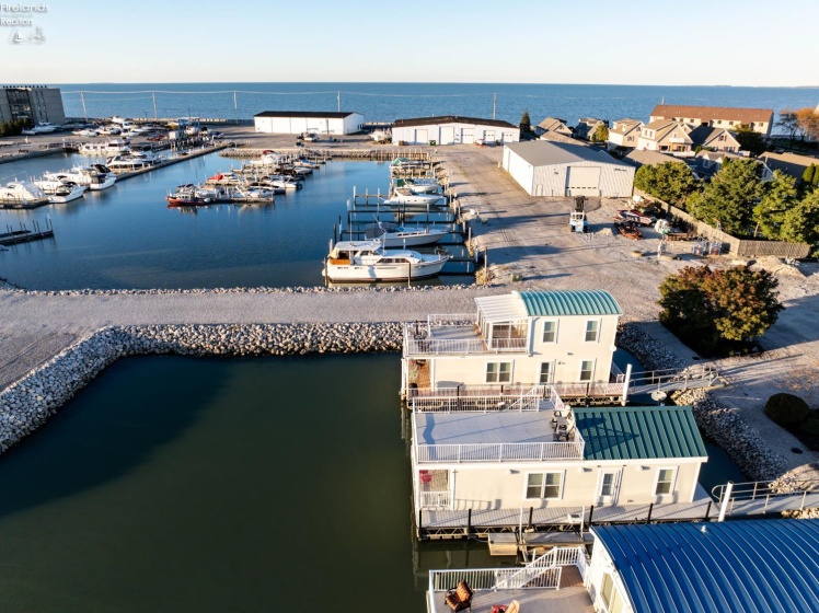 537 Lakeshore Drive, Port Clinton, 43452, 1 Bedroom Bedrooms, ,1 BathroomBathrooms,Residential,For Sale,Lakeshore,20264261