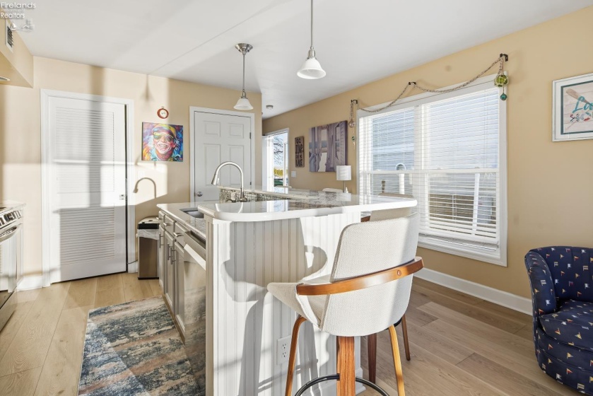 537 Lakeshore Drive, Port Clinton, 43452, 1 Bedroom Bedrooms, ,1 BathroomBathrooms,Residential,For Sale,Lakeshore,20264261