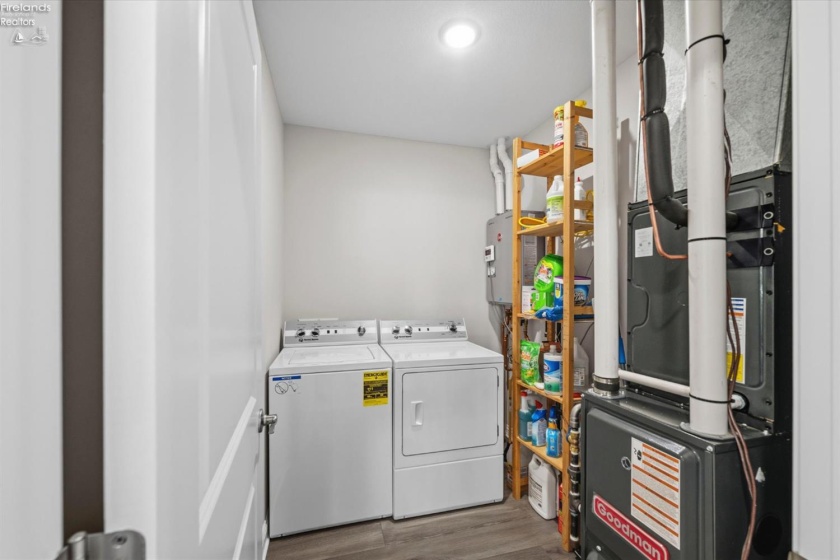 2721 Harbor Bay Drive, Marblehead, 43440, 3 Bedroom Bedrooms, ,2 BathroomBathrooms,Residential,For Sale,Harbor Bay,20264307